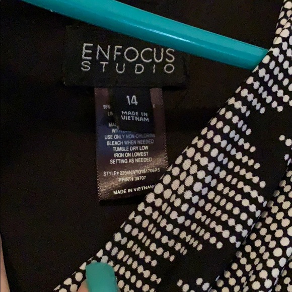 Romper - Picture 1 of 3